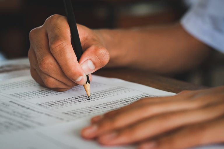Nova lei amplia cotas raciais e sociais em concursos federais para 30%