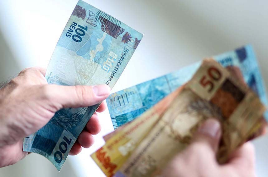 Proposta endurece pena para charlatanismo religioso