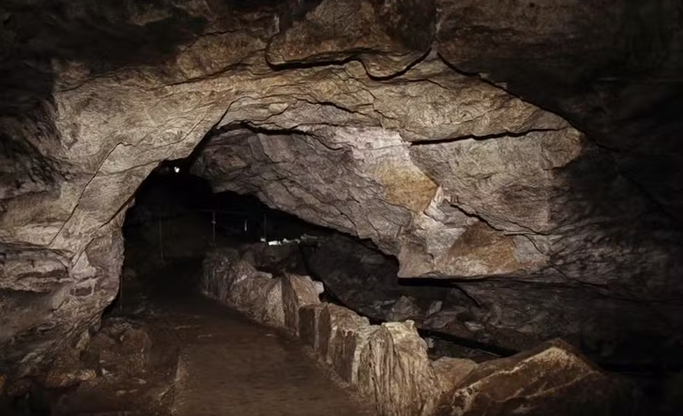 Gruta mais extensa de Rondônia é destruída após décadas de mineração; MPF cobra R$ 8 milhões