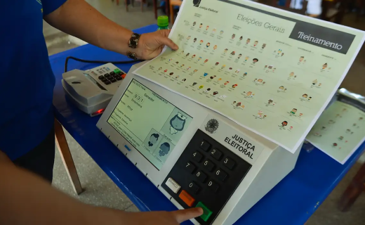Prazo para tirar ou regularizar título de eleitor termina nesta quarta-feira