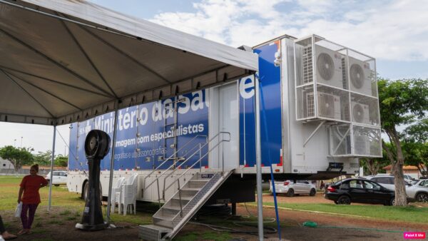 Carreta do Ministério da Saúde inicia atendimentos com exames de imagem em Vilhena