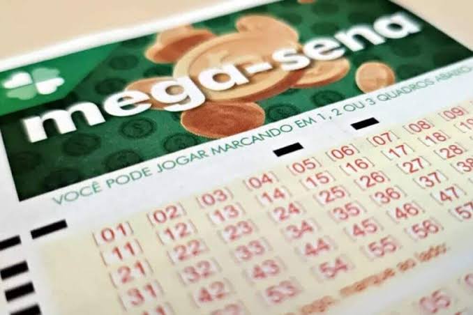 Mega-Sena acumula; prêmio pode chegar a R$ 185 milhões na terça-feira